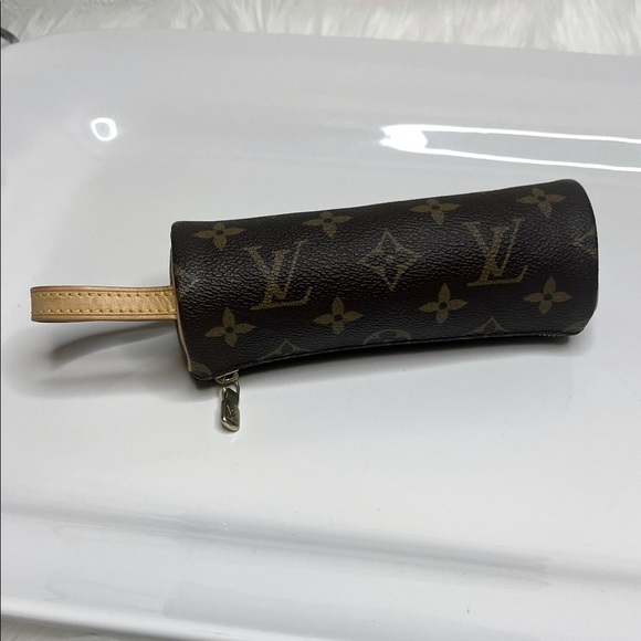 Louis Vuitton Handbags - Louis Vuitton Monogram Golf Ball Bag
